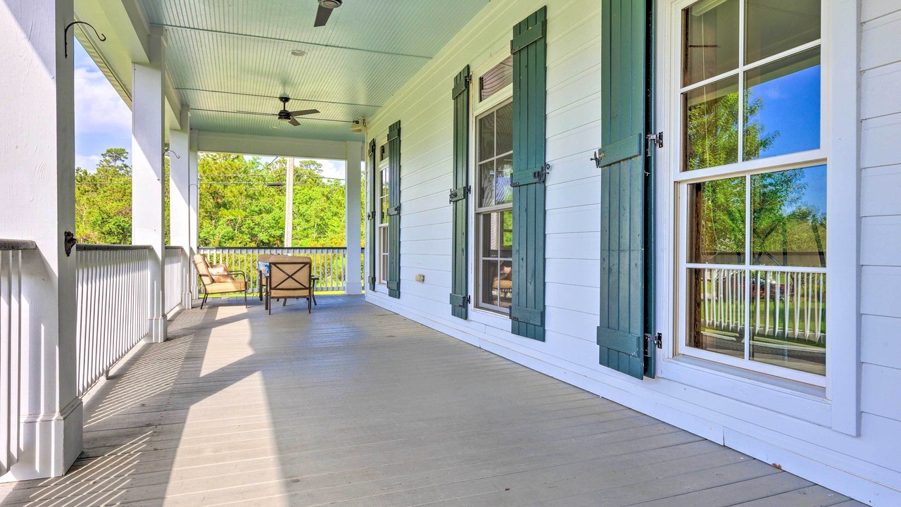 Photo of Patio Balcony in Waveland