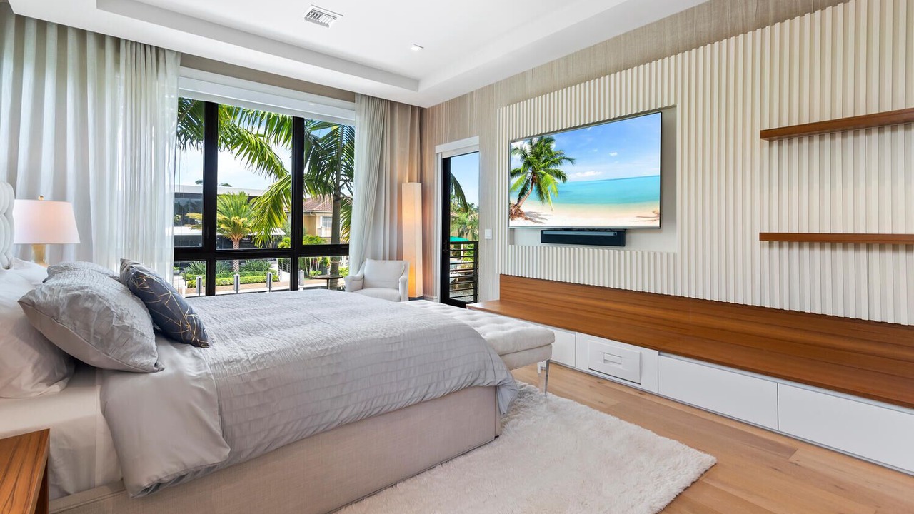 Photo of Bedroom in Riviera Isles