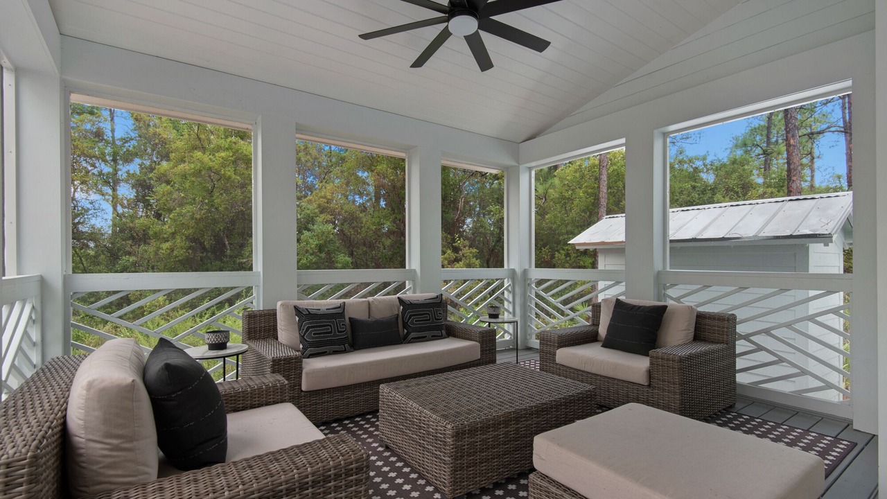 Photo of Outdoor in Treetop