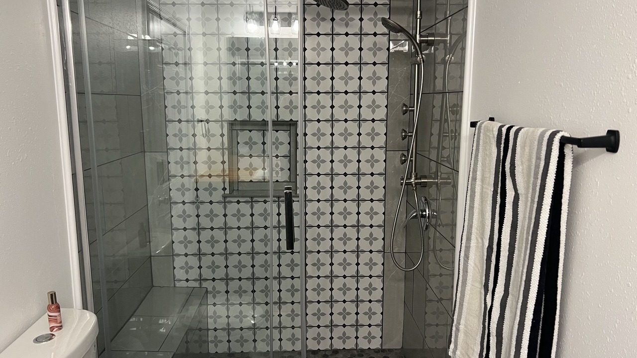 Photo of Bathroom in Mineola