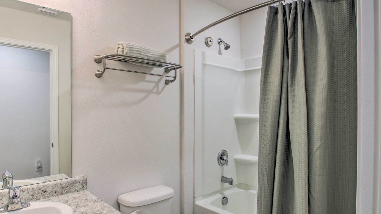 Photo of Bathroom in Pine Forest