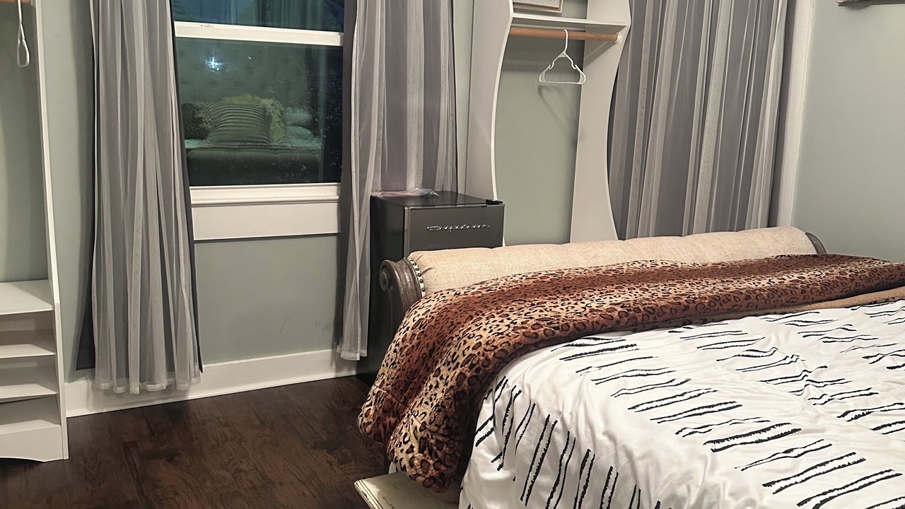 Photo of Bedroom in Alexandria