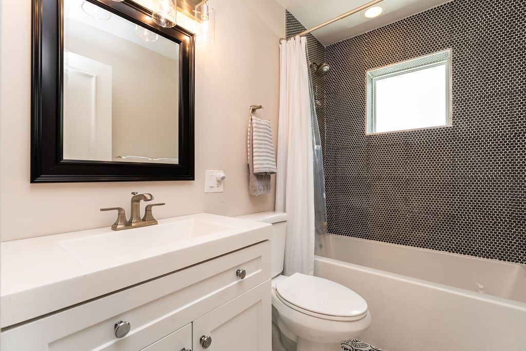 Photo of Bathroom in New Town