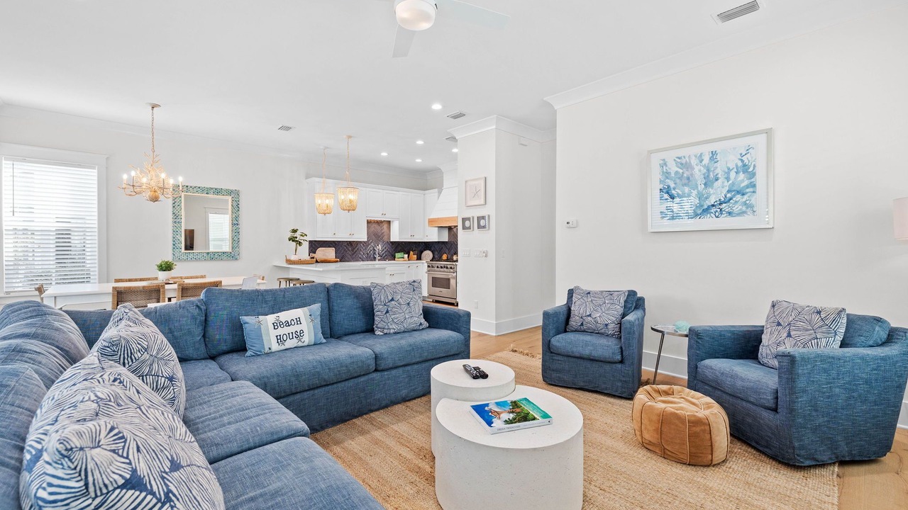 Photo of Livingroom in Lakeside at Blue Mountain Beach