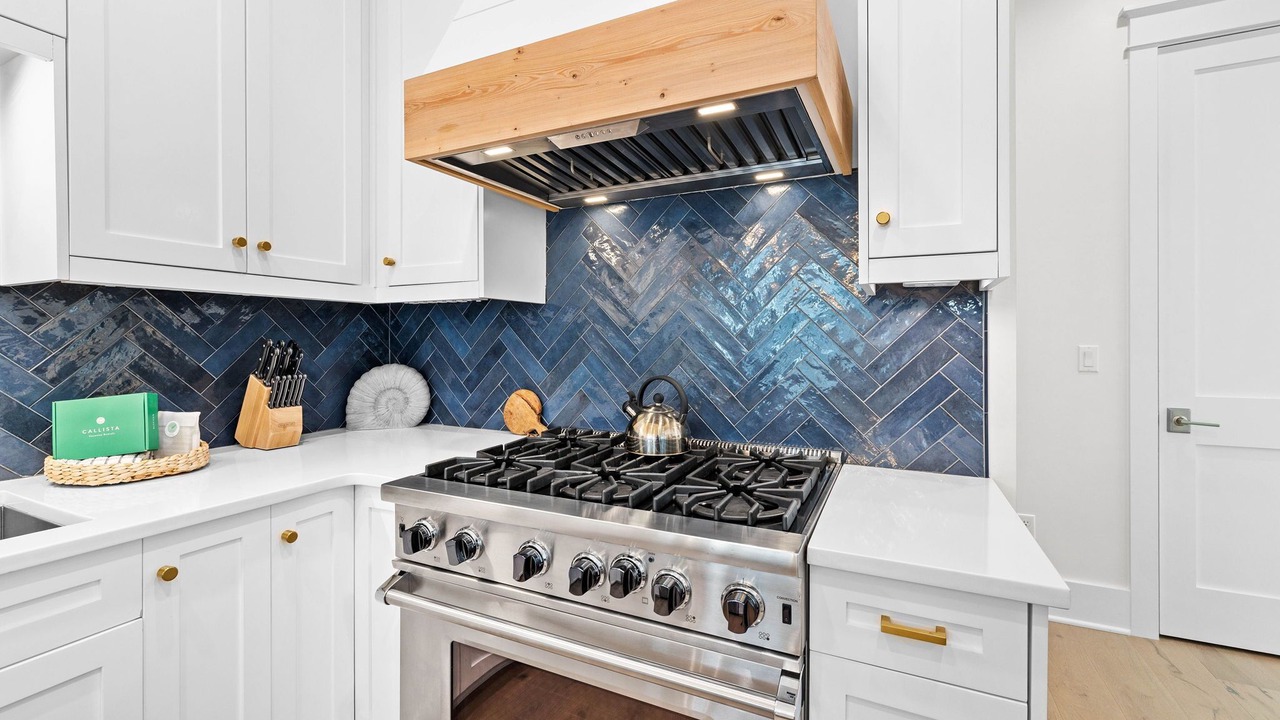 Photo of Kitchen in Lakeside at Blue Mountain Beach