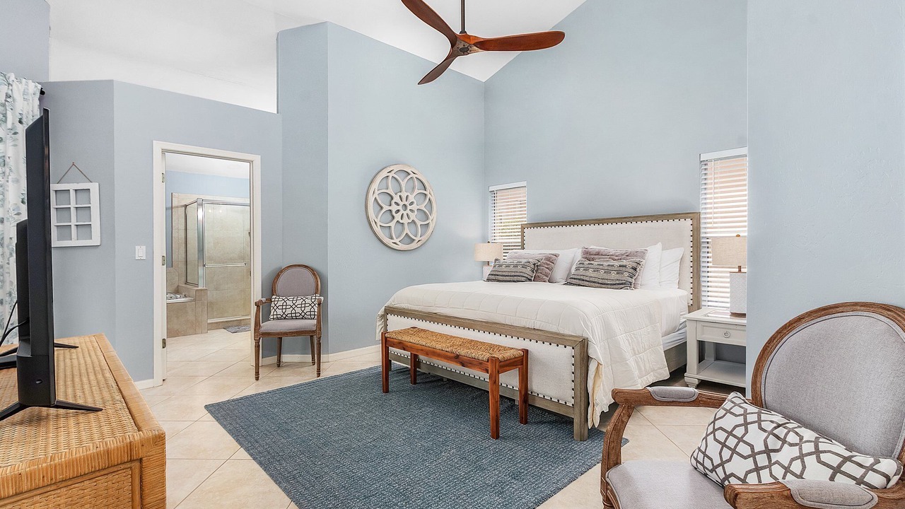 Photo of Bedroom in Crown Pointe