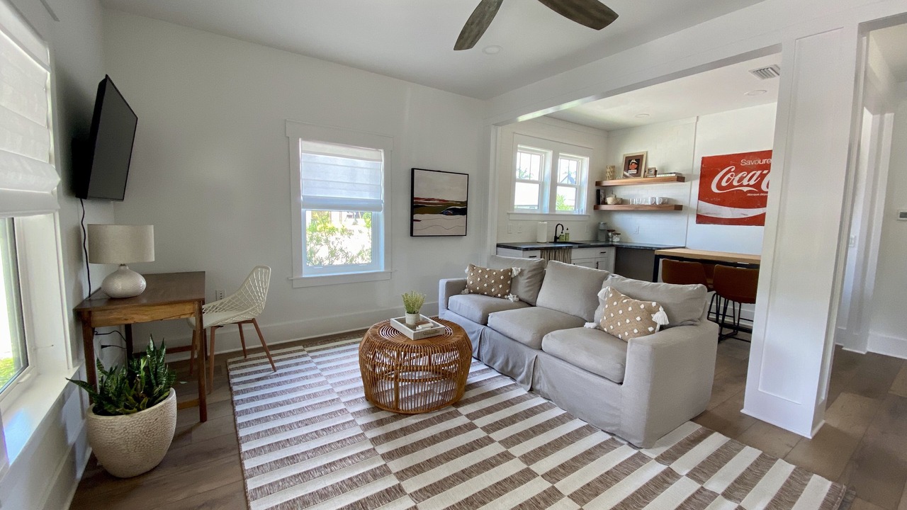 Photo of Livingroom in Southeast Pensacola