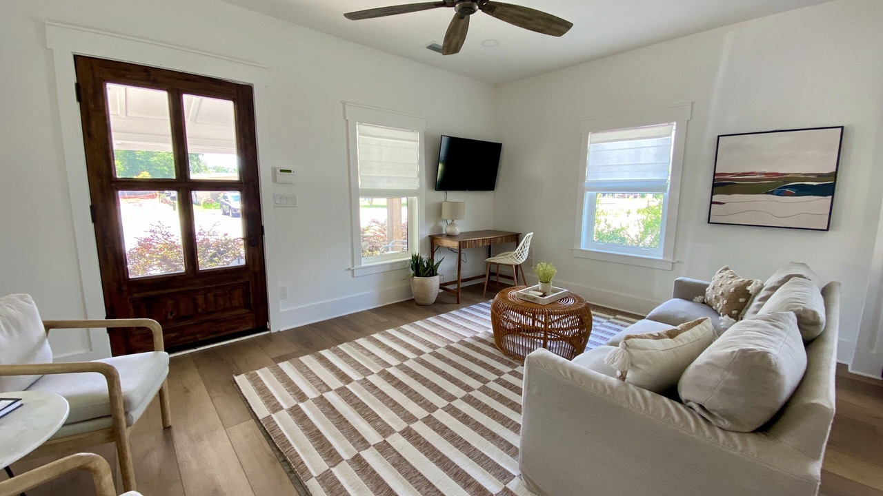 Photo of Livingroom in Southeast Pensacola