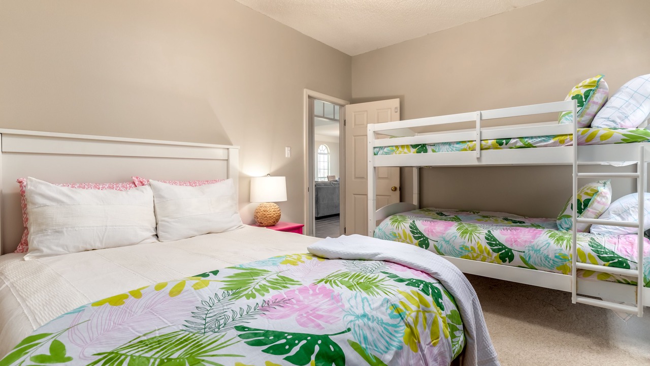 Photo of Bedroom in Silver Cay