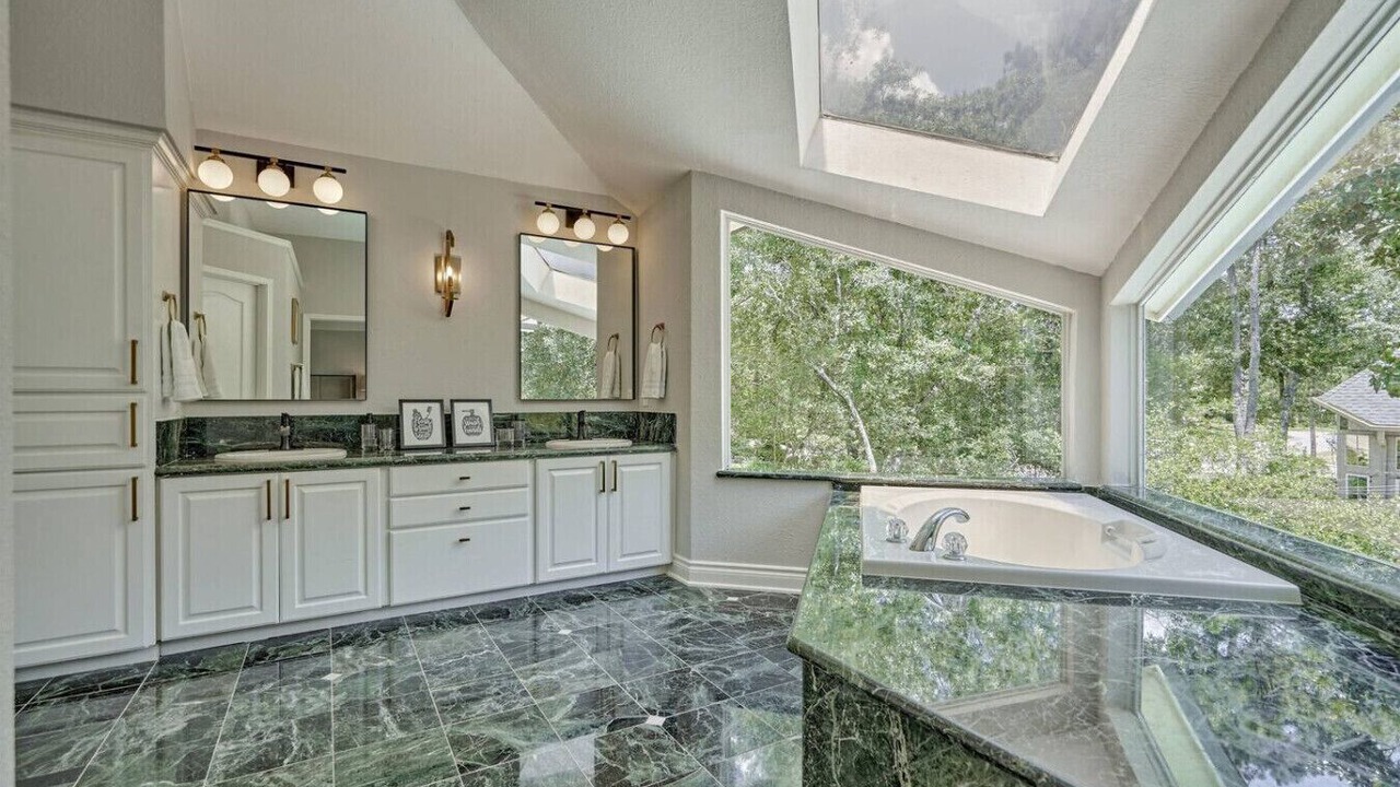 Photo of Bathroom in The Woodlands