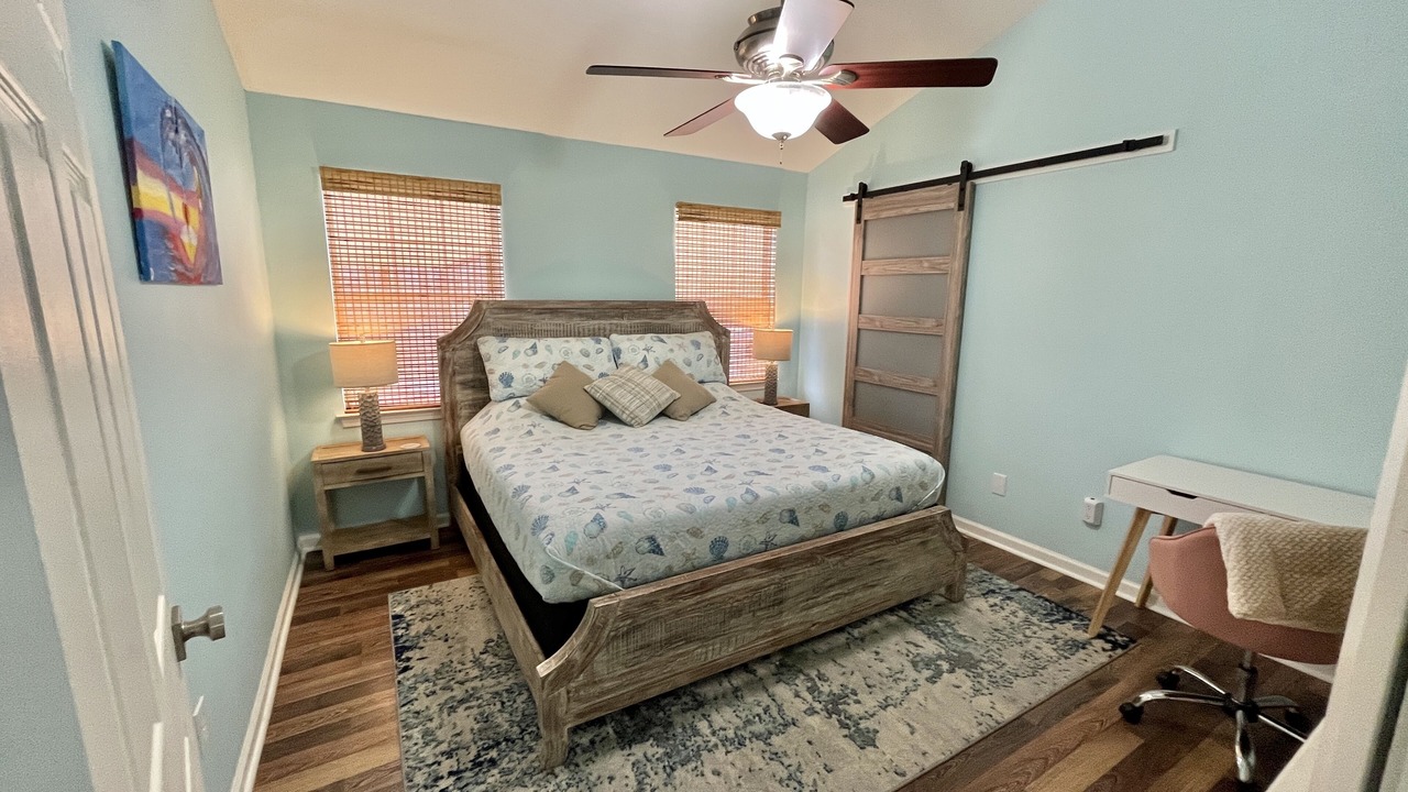 Photo of Bedroom in Riviera Beach