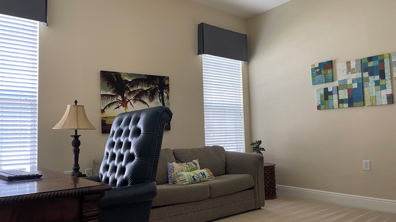 Photo of Livingroom in Naples