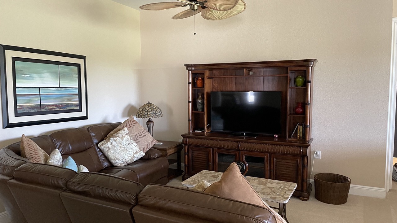 Photo of Livingroom in Naples