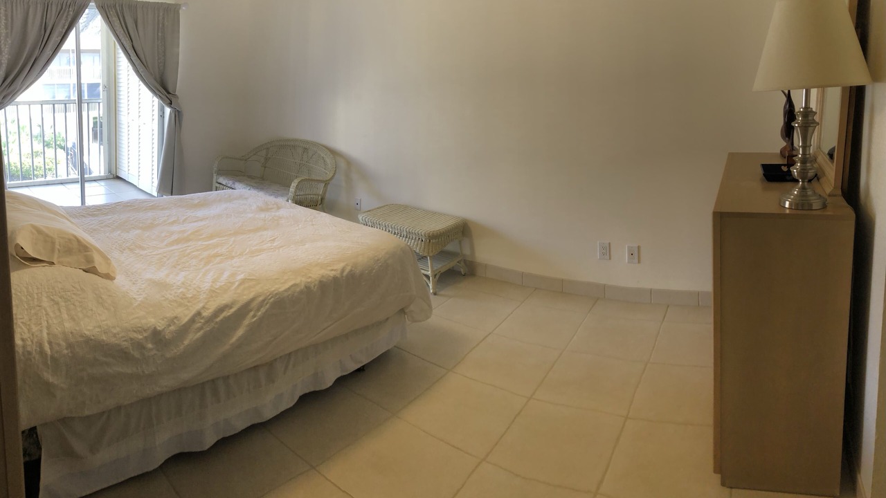 Photo of Bedroom in Royal Harbor