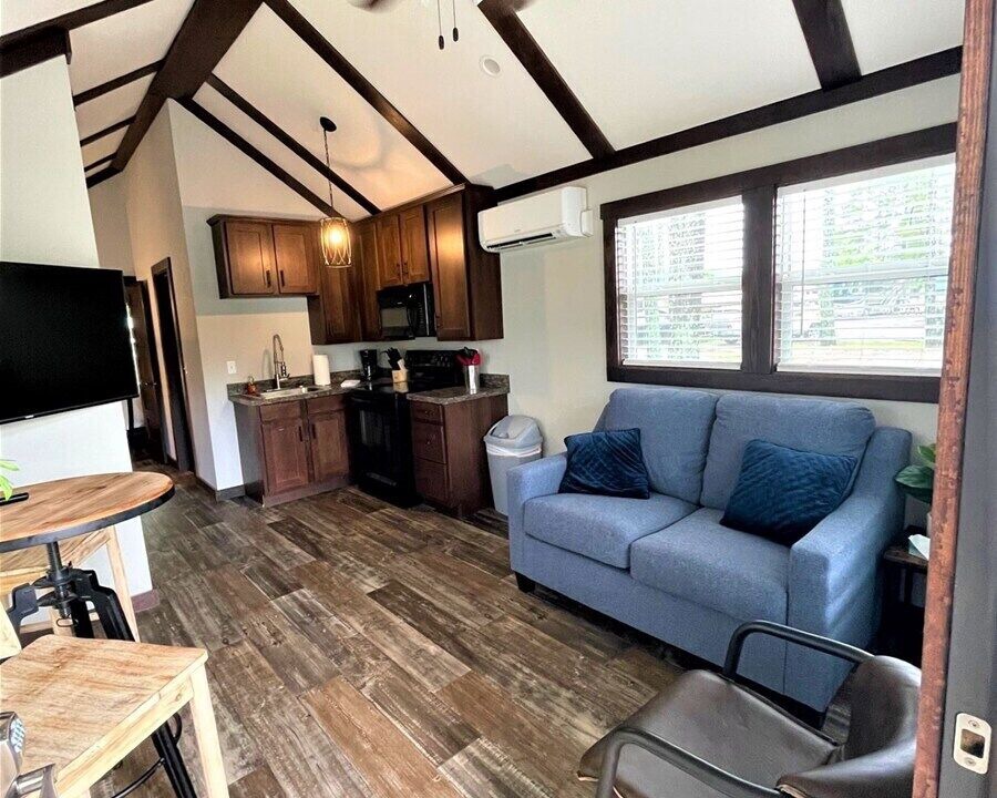 Photo of Livingroom in Gadsden