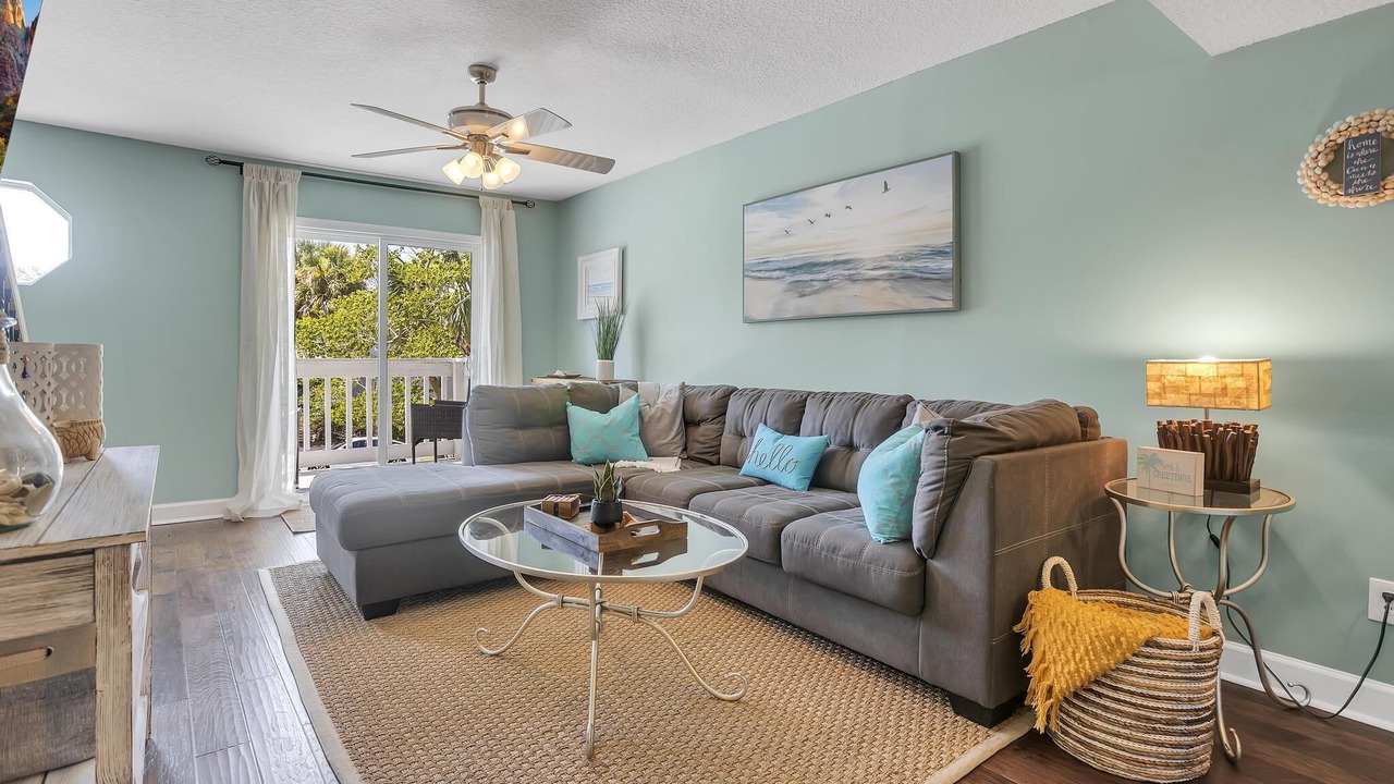 Photo of Livingroom in Jacksonville Beach