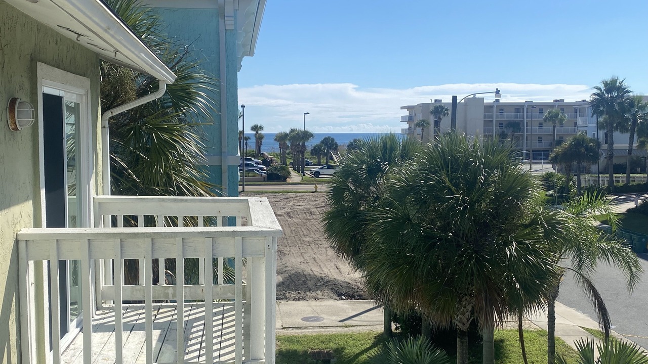 Photo of Patio Balcony in Jacksonville Beach