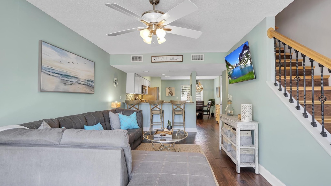 Photo of Livingroom in Jacksonville Beach