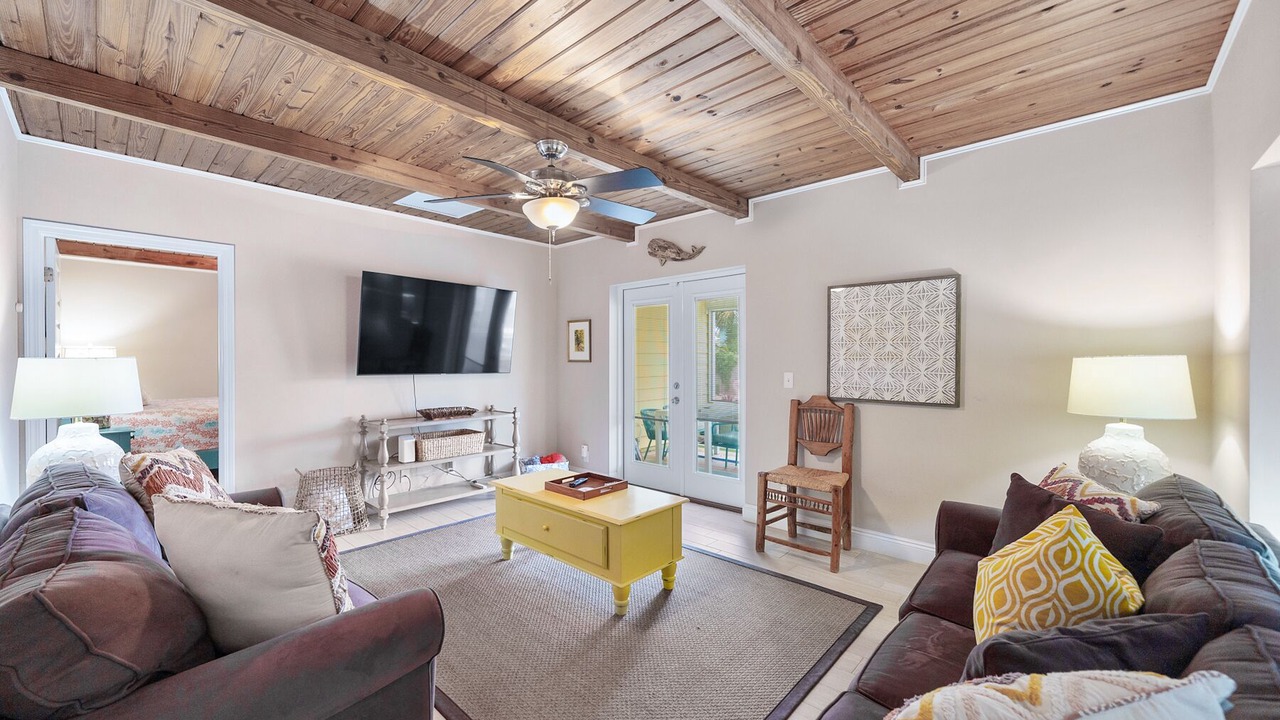 Photo of Livingroom in Laguna Beach Estates