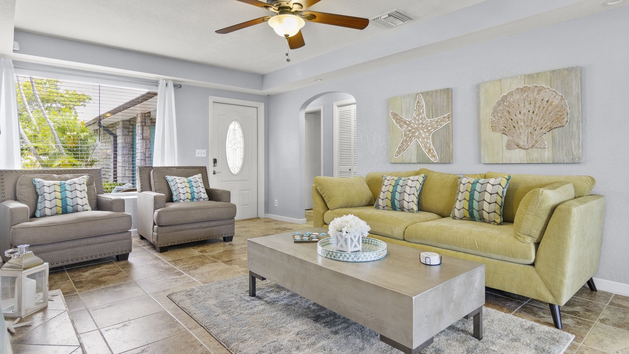 Photo of Livingroom in Mango Groves