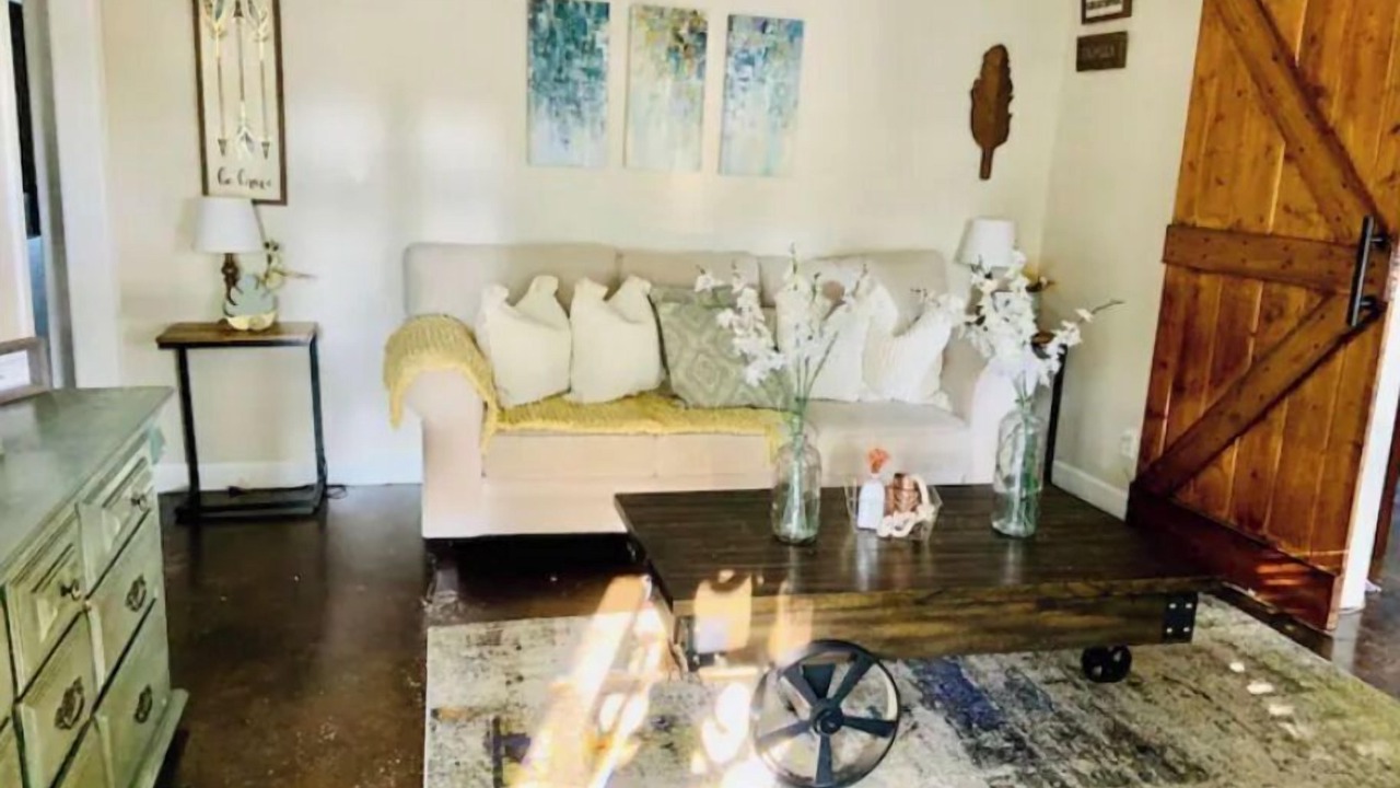 Photo of Livingroom in Greenwood
