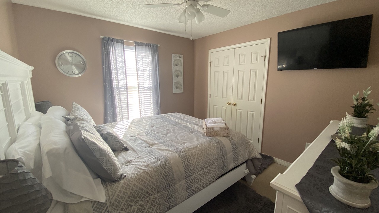 Photo of Bedroom in North Northwest Pensacola
