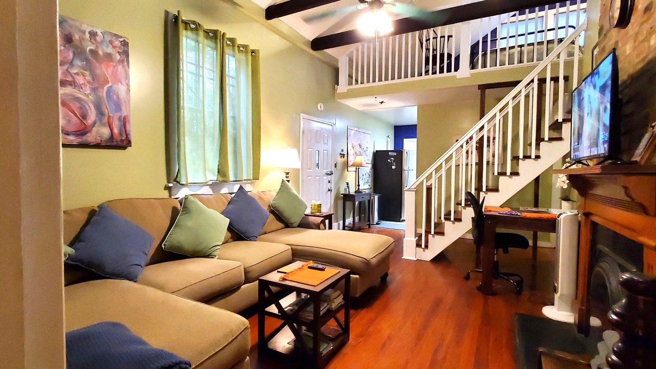 Photo of Livingroom in Faubourg Livaudais