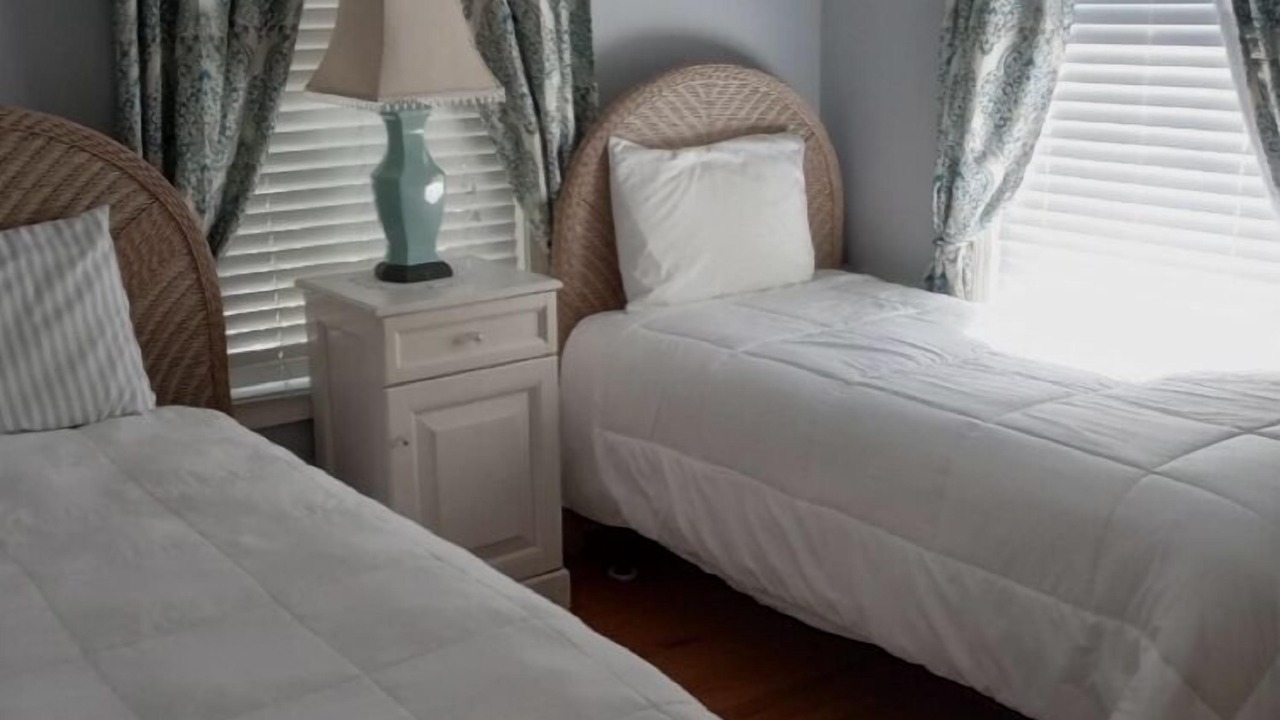 Photo of Bedroom in Gulfport
