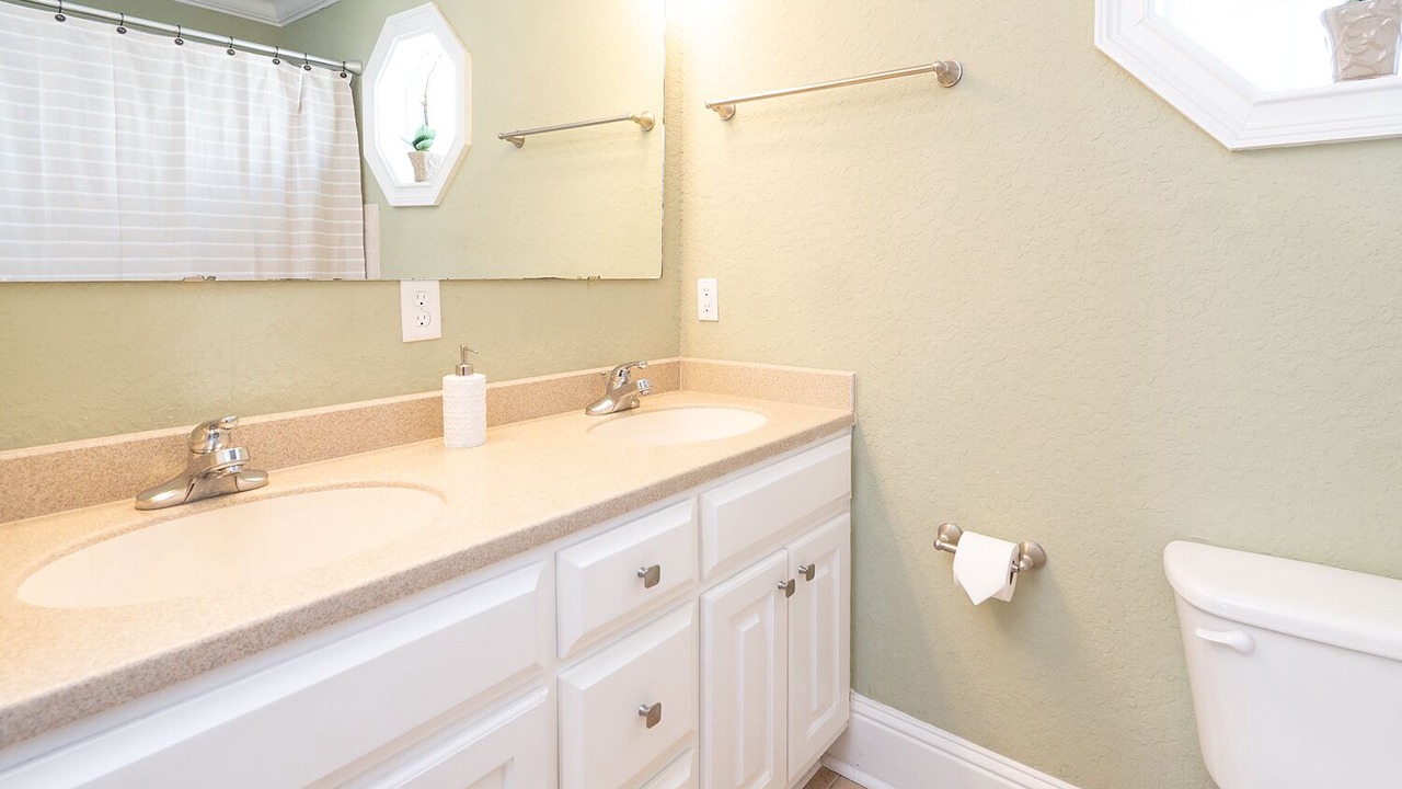 Photo of Bathroom in El Centro Beach