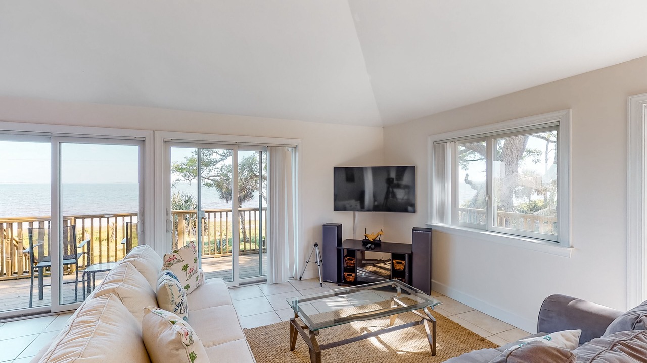 Photo of Livingroom in Eastpoint