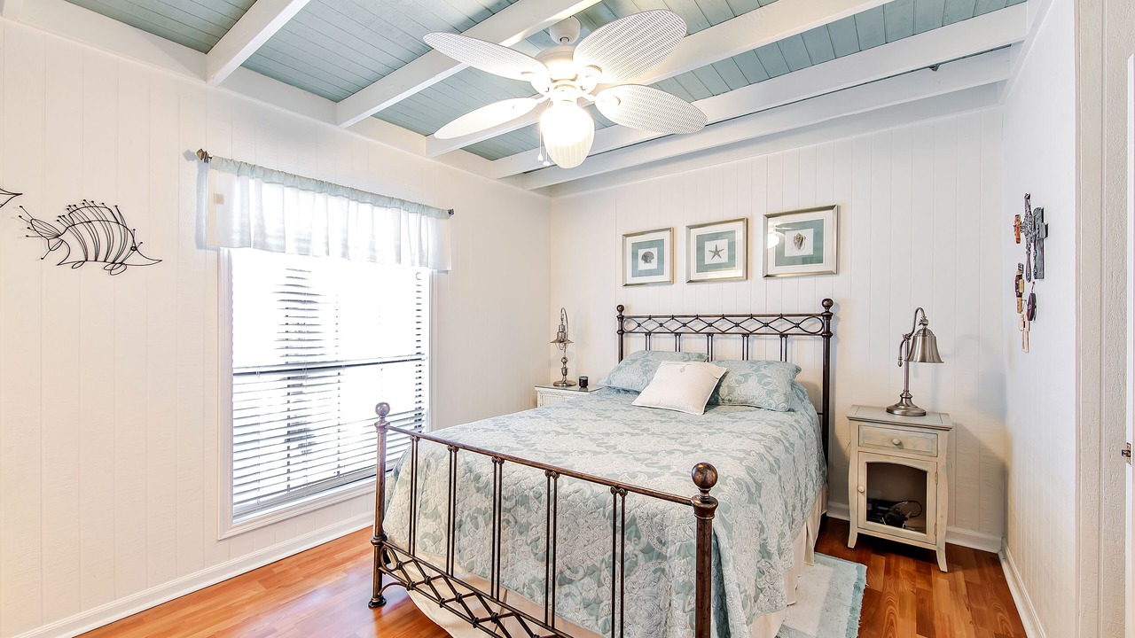 Photo of Bedroom in Chauvin