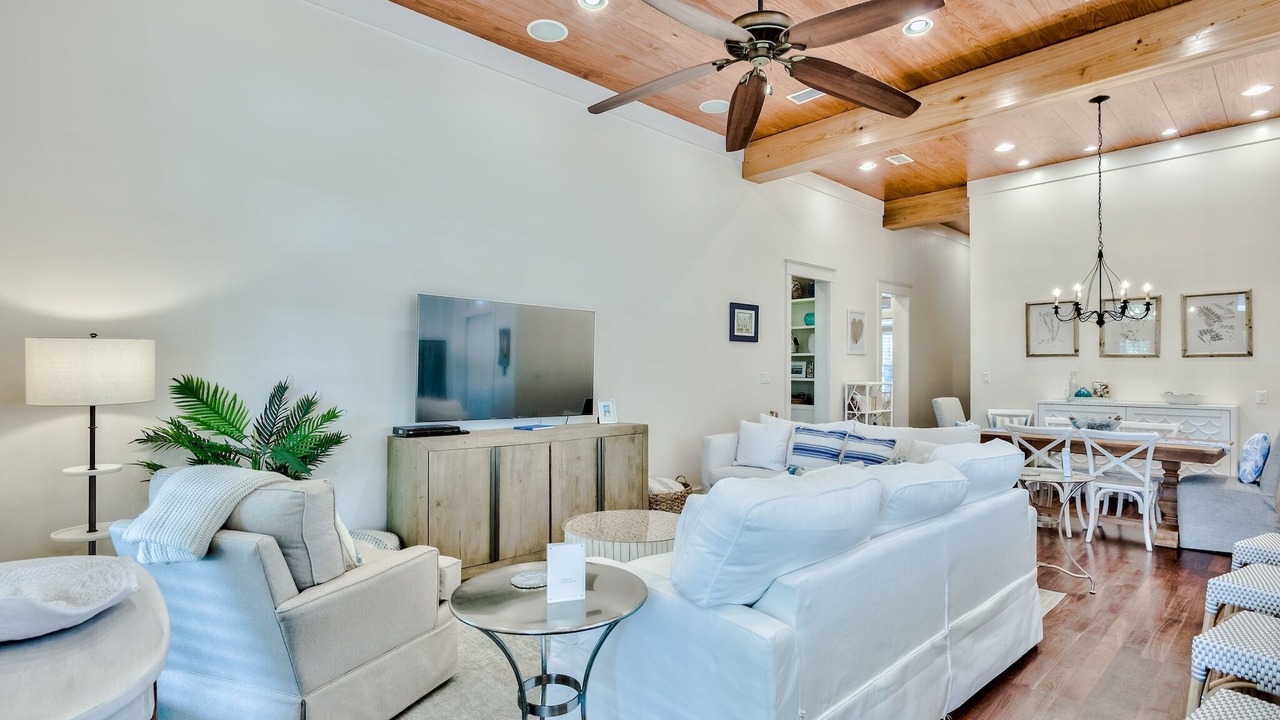 Photo of Livingroom in Forest District