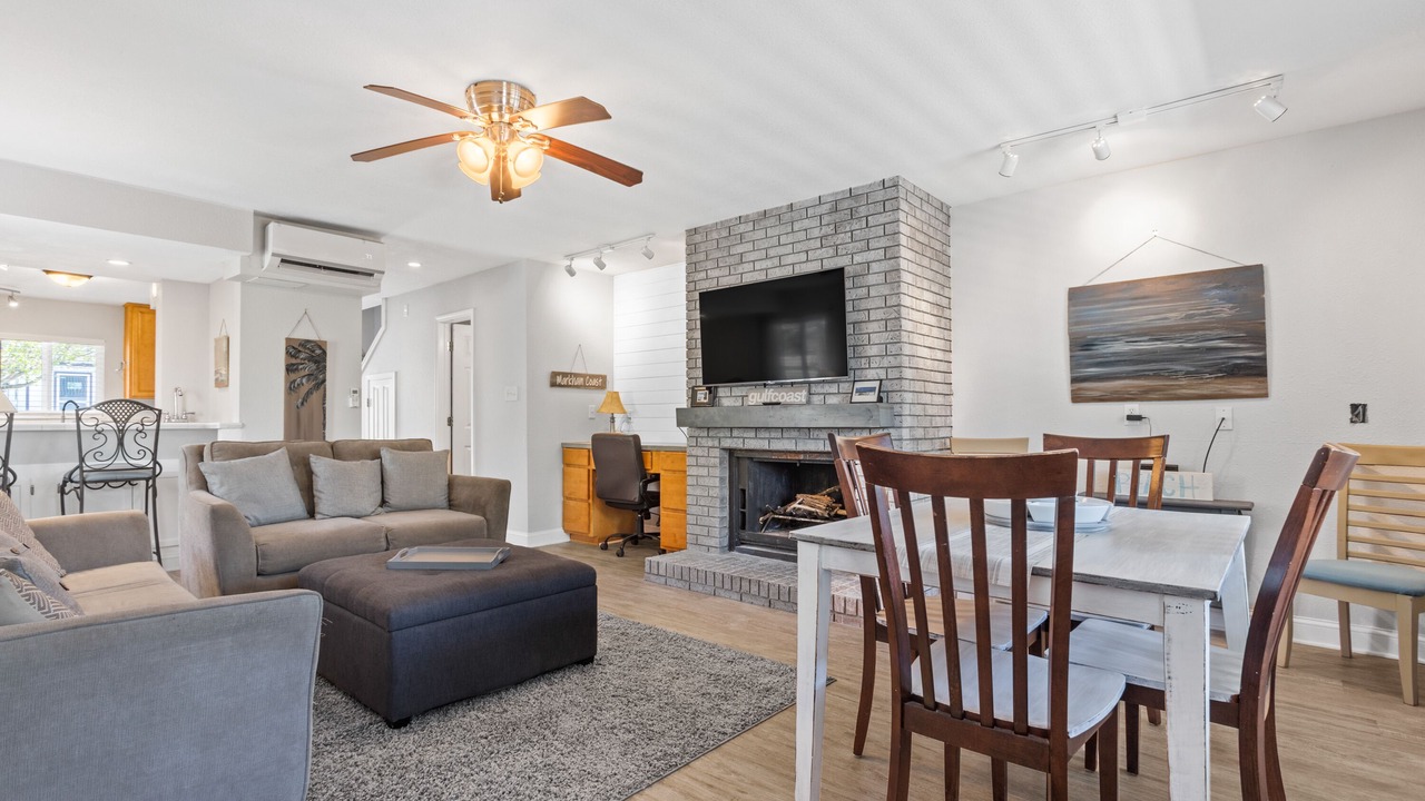 Photo of Livingroom in Mississippi City