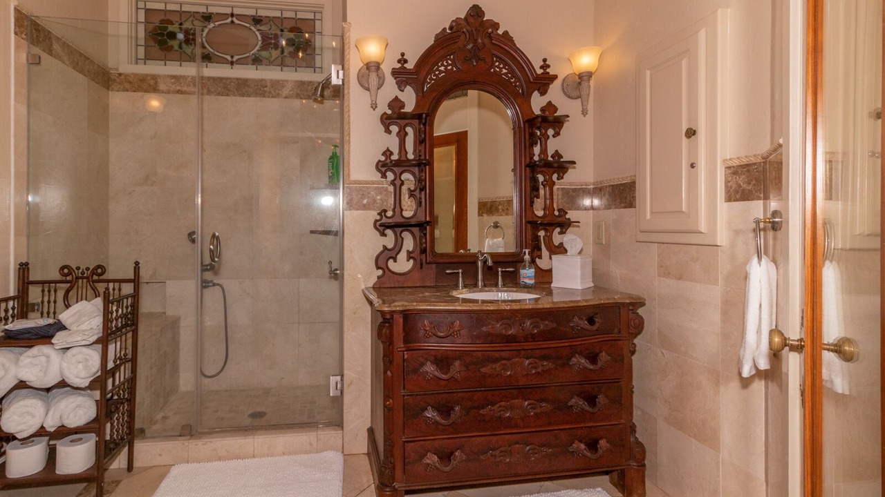 Photo of Bathroom in Madisonville