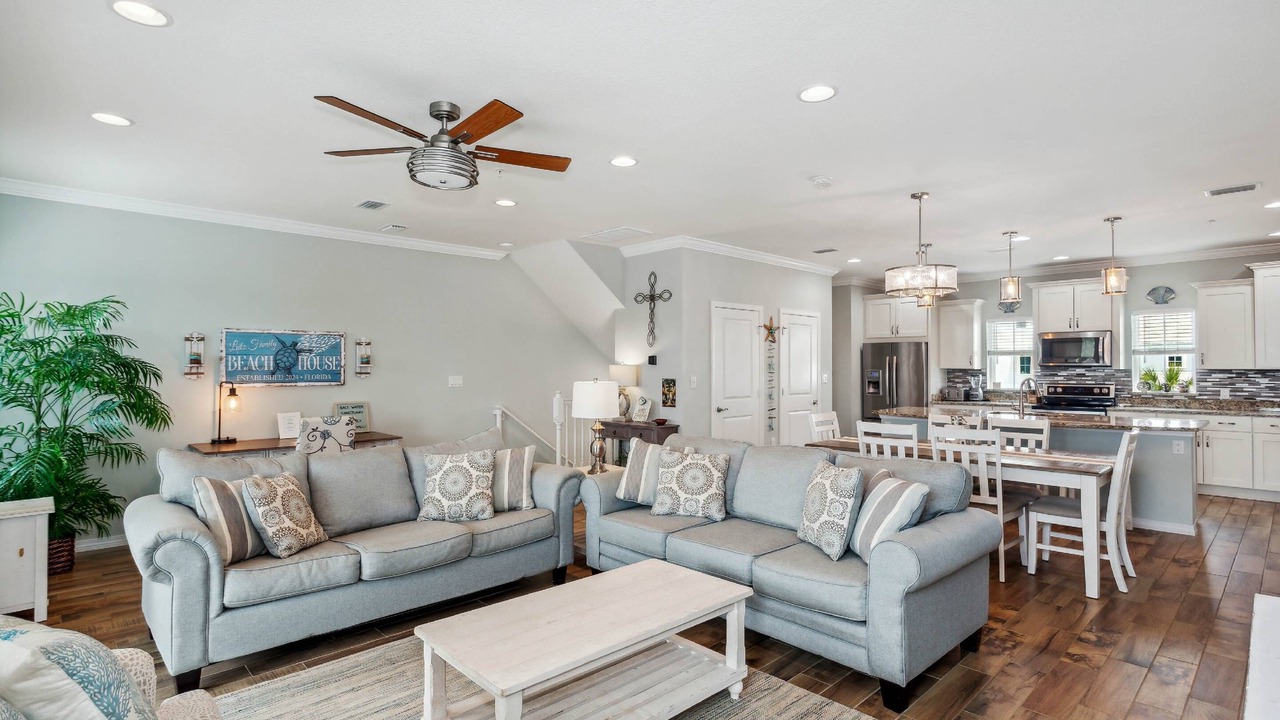 Photo of Livingroom in Ono Island