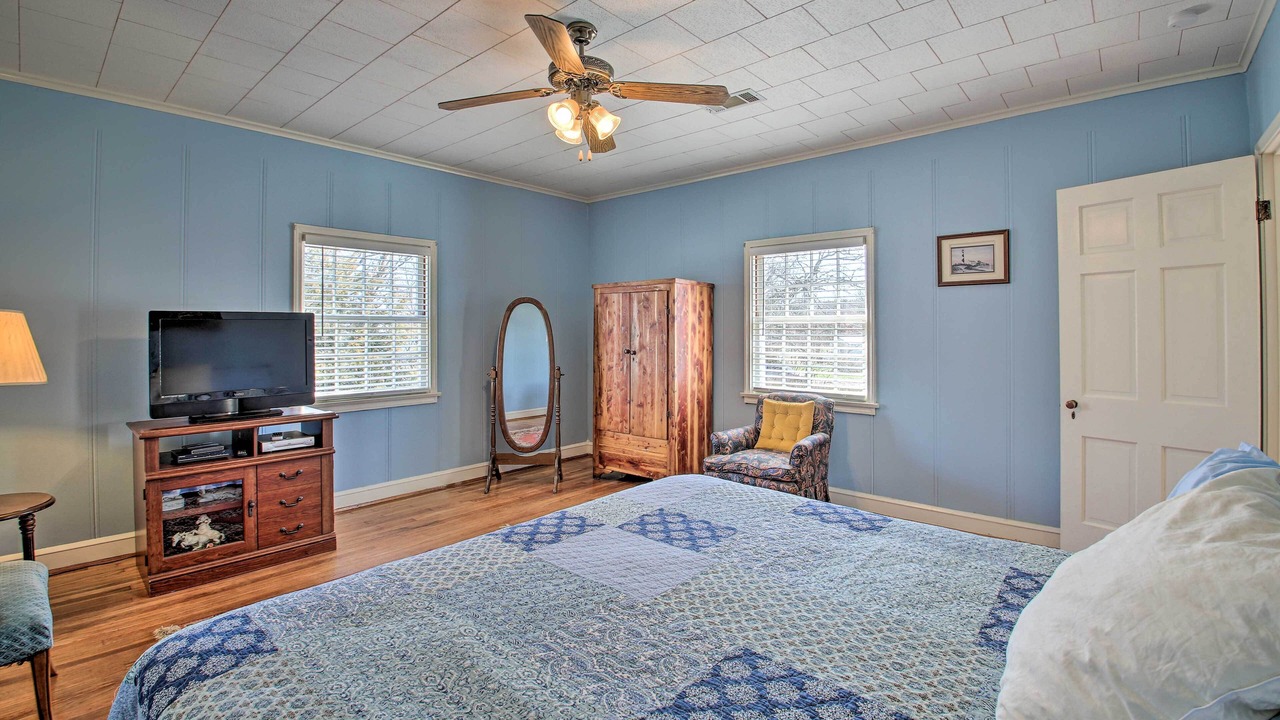 Photo of Bedroom in Delight