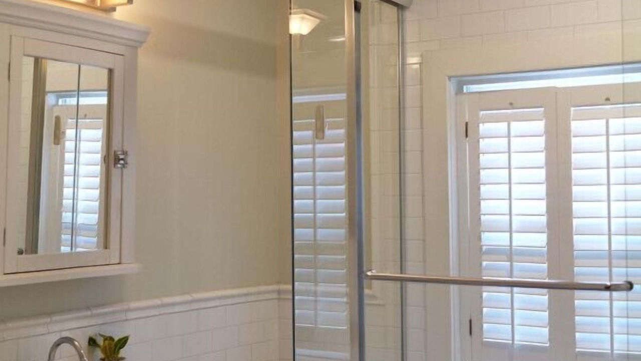 Photo of Bathroom in Old East Hill