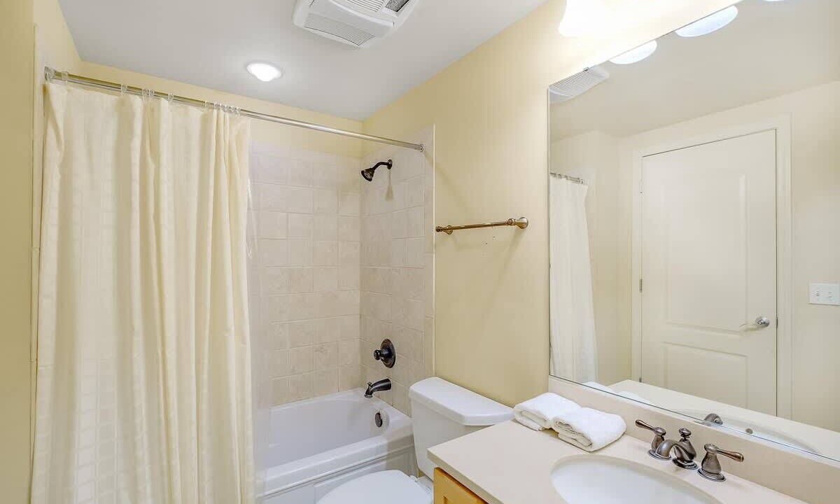 Photo of Bathroom in Gulfport