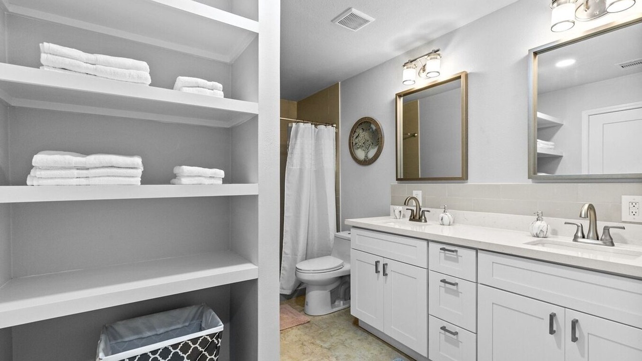 Photo of Bathroom in League City