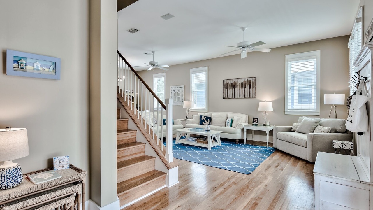 Photo of Livingroom in Sunnyside