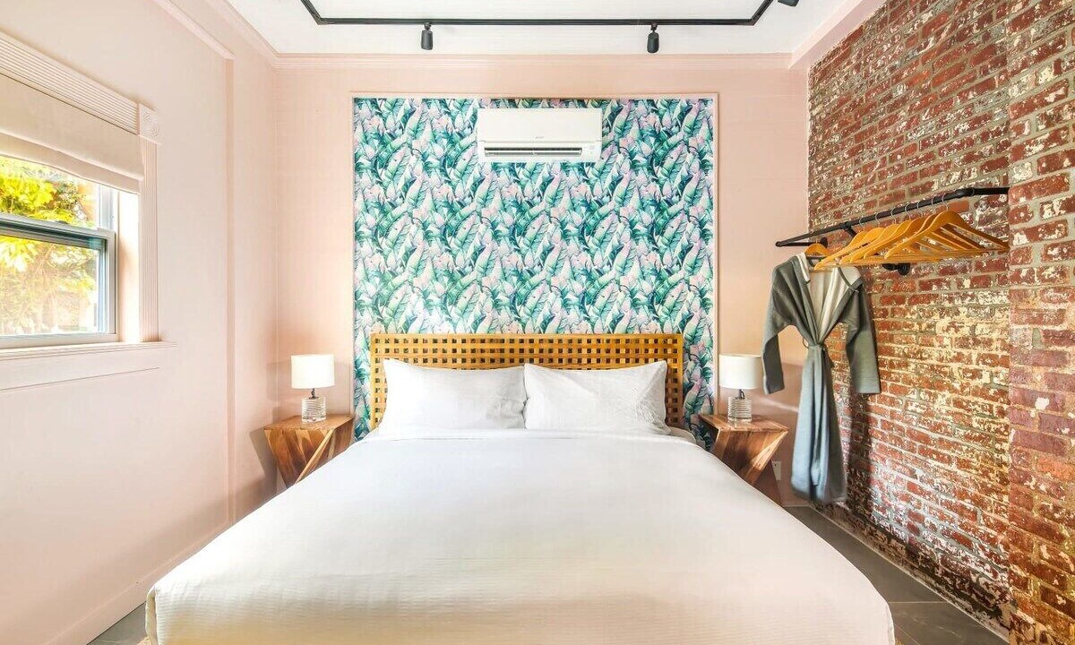 Photo of Bedroom in Historic Seaport