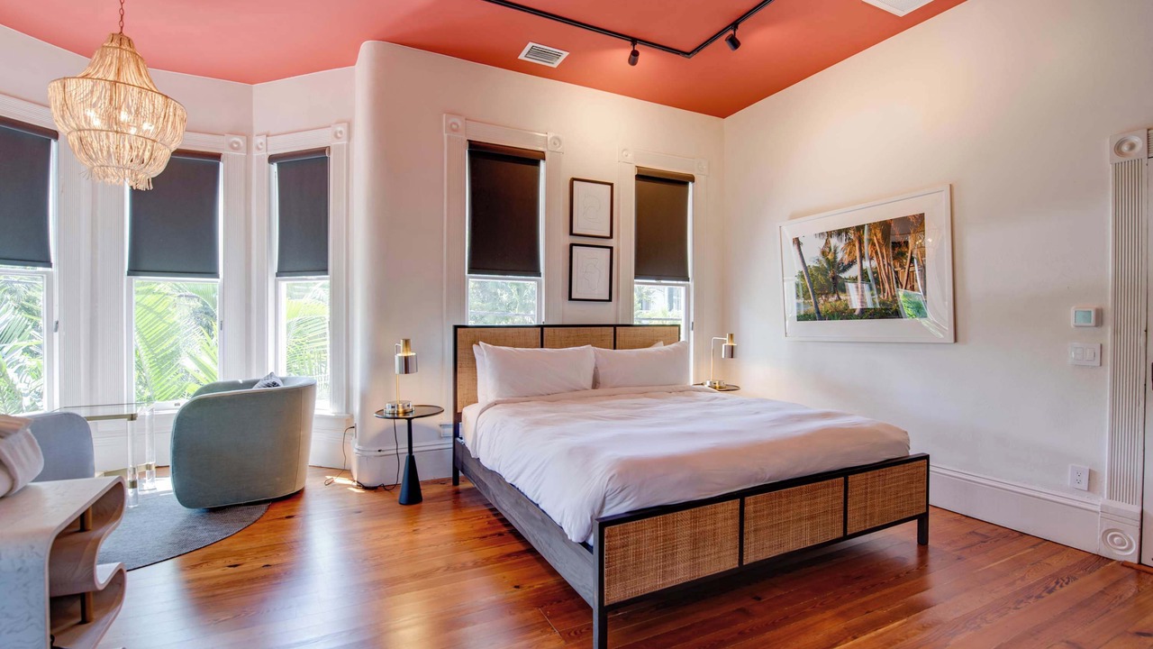 Photo of Bedroom in Historic Seaport