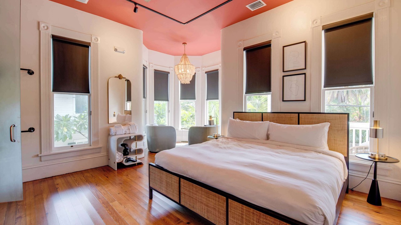 Photo of Bedroom in Historic Seaport