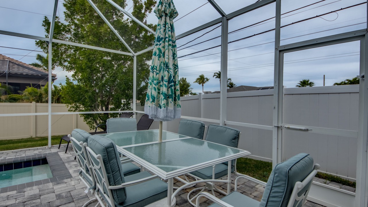 Photo of Outdoor in Pelican