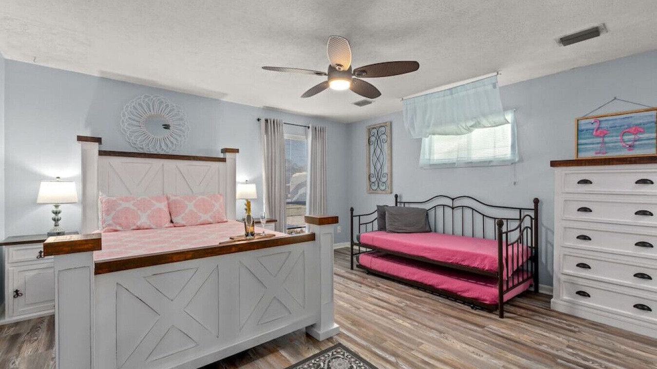 Photo of Bedroom in Thomas Drive