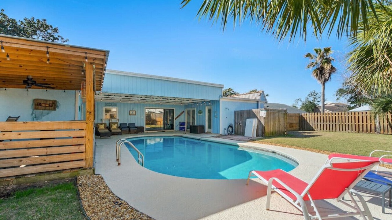 Photo of Outdoor in Thomas Drive