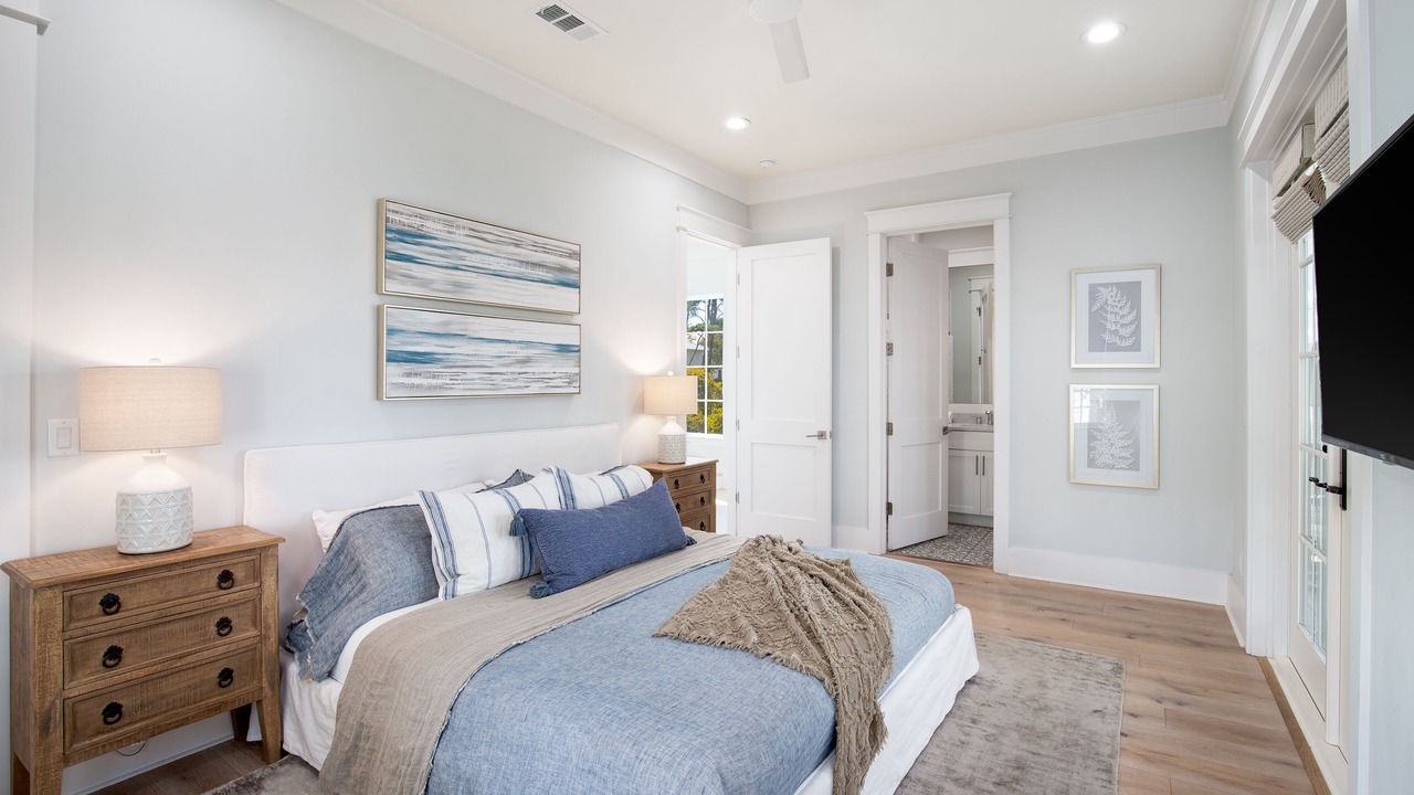 Photo of Bedroom in Lakeside at Blue Mountain Beach