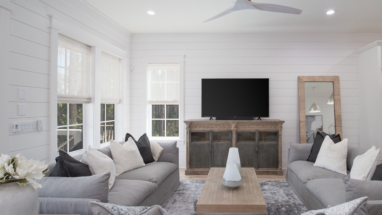 Photo of Livingroom in Lakeside at Blue Mountain Beach