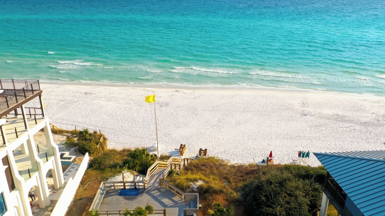 Photo of Others in Lakeside at Blue Mountain Beach