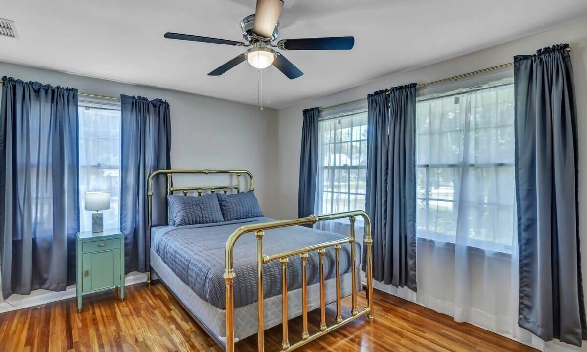 Photo of Bedroom in Avondale